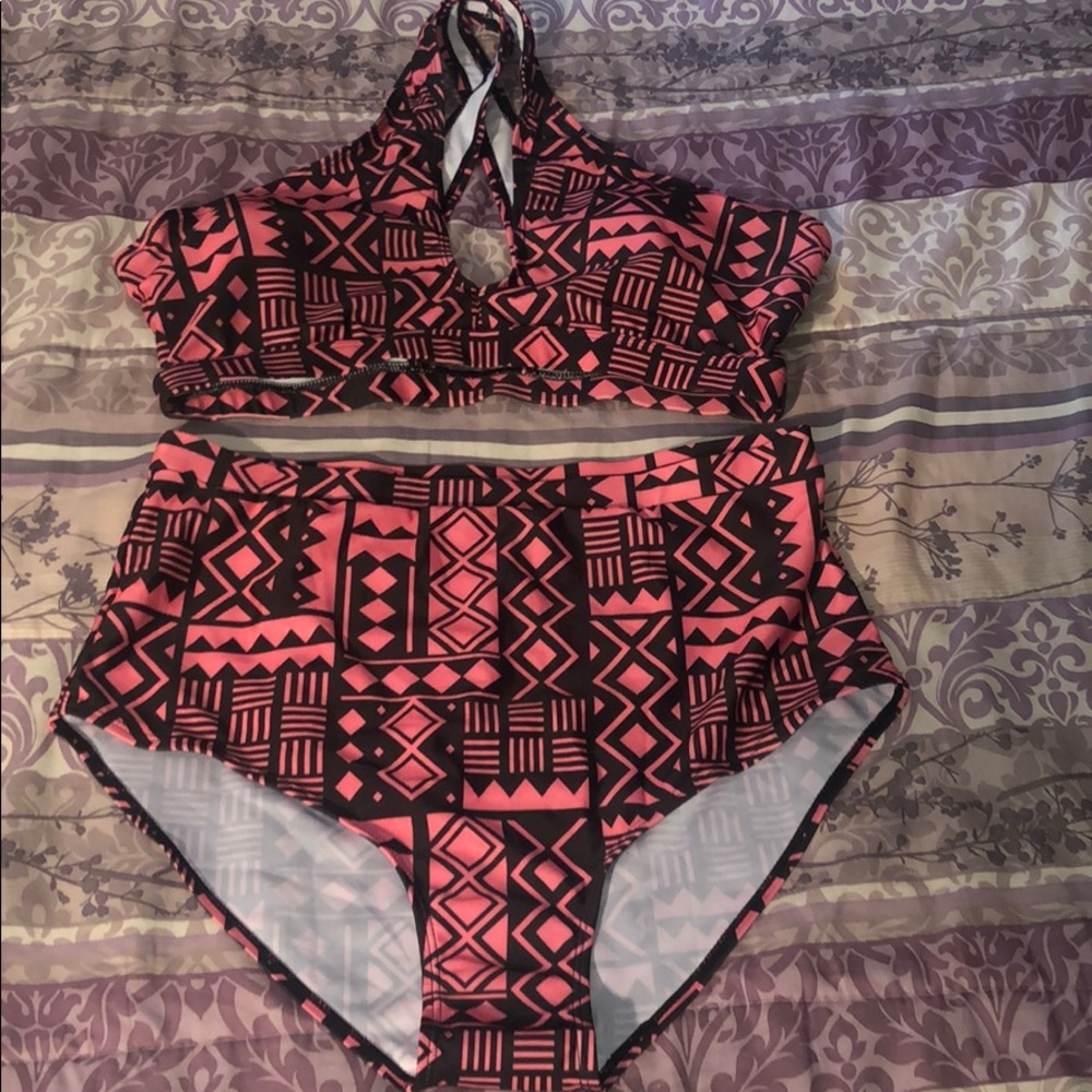 🔥NWOT Tribal 2-piece high waist Swimsuit